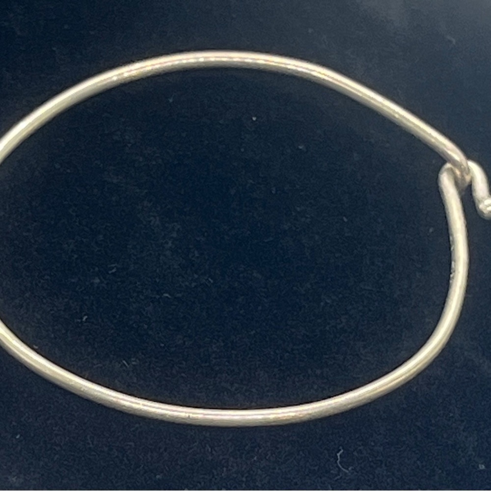 James Avery Sterling Silver Hook and Eye Bangle Charm Bracelet